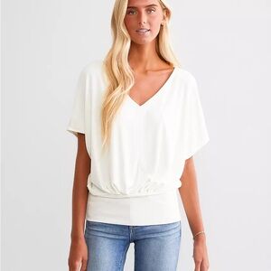 BKE Exclusive Slinky Dolman Top Ivory Sz Small